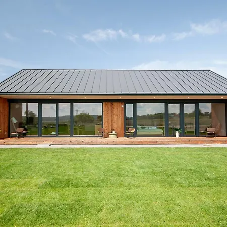 Morze Debina וילה *