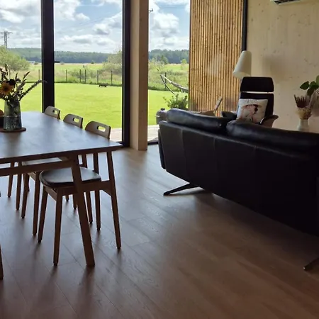 Morze Debina וילה